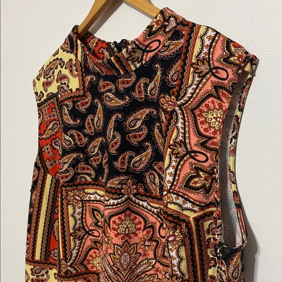 Sharagano Paisley Boho Chic Sheath Dress Mock Neck Dress. New with tags.Size 22W - Picture 4 of 6